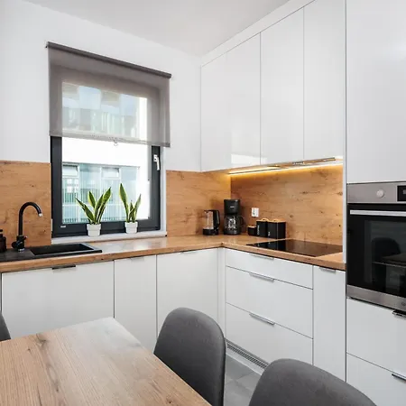1-bedroom Comfort - Free Parking - By Upstairs 아파트
