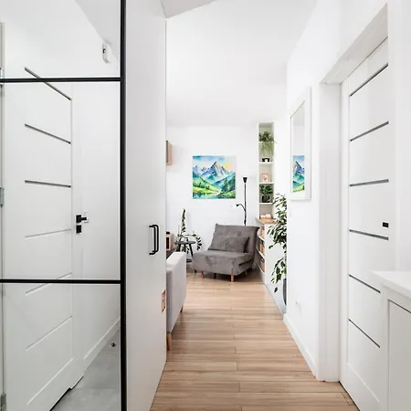1-bedroom Comfort - Free Parking - By Upstairs 아파트 *